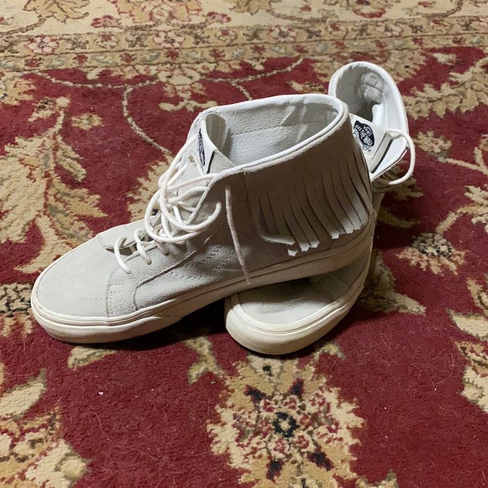 Light gray vans tennis shoe size 10.